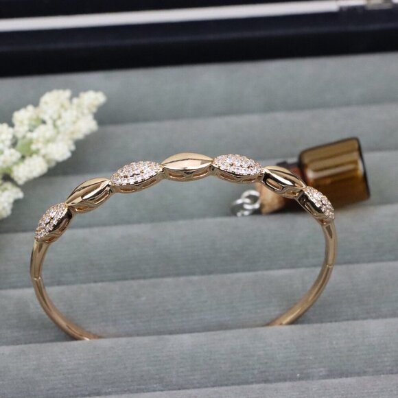 Rose Gold Leaf Pattern CZ Bangle – 2.24 Inch Elegant Bracelet Design, XPBL0535 - Picture 11 of 12